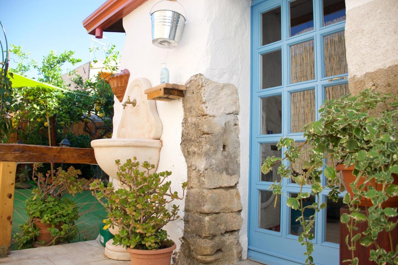 Bnb Le Janas Càbras Εξωτερικό φωτογραφία